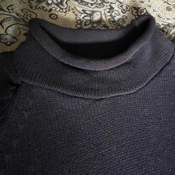 👽 Black mock neck sweater - Picture 4 of 6